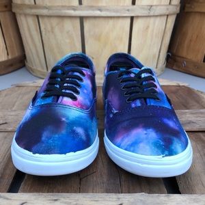 vans era galaxy